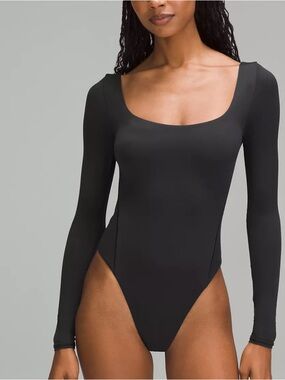 lululemon athletica Black Long-Sleeve Scoop-Neck Bodysuit size L